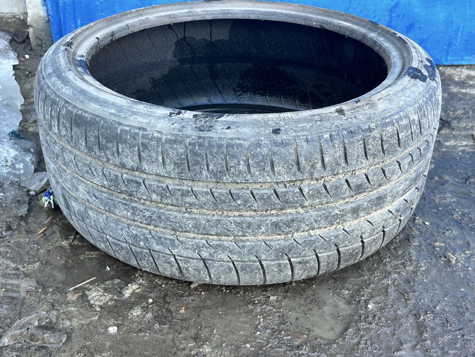 Одна Шина 235/40 r19