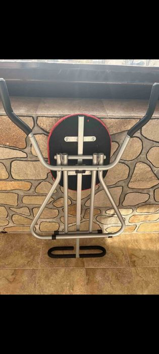 Фитнес уред за коремна преса