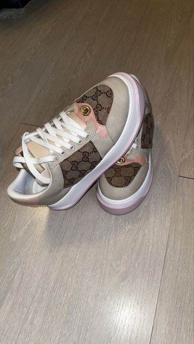 Adidasi Gucci cu talpa groasa