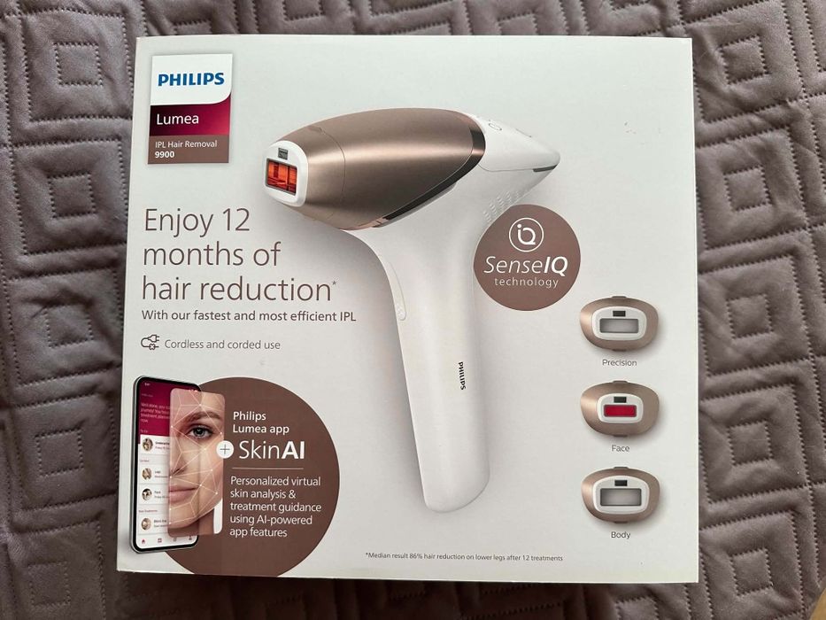 Фотоепилатор Philips Lumea IPL 9900