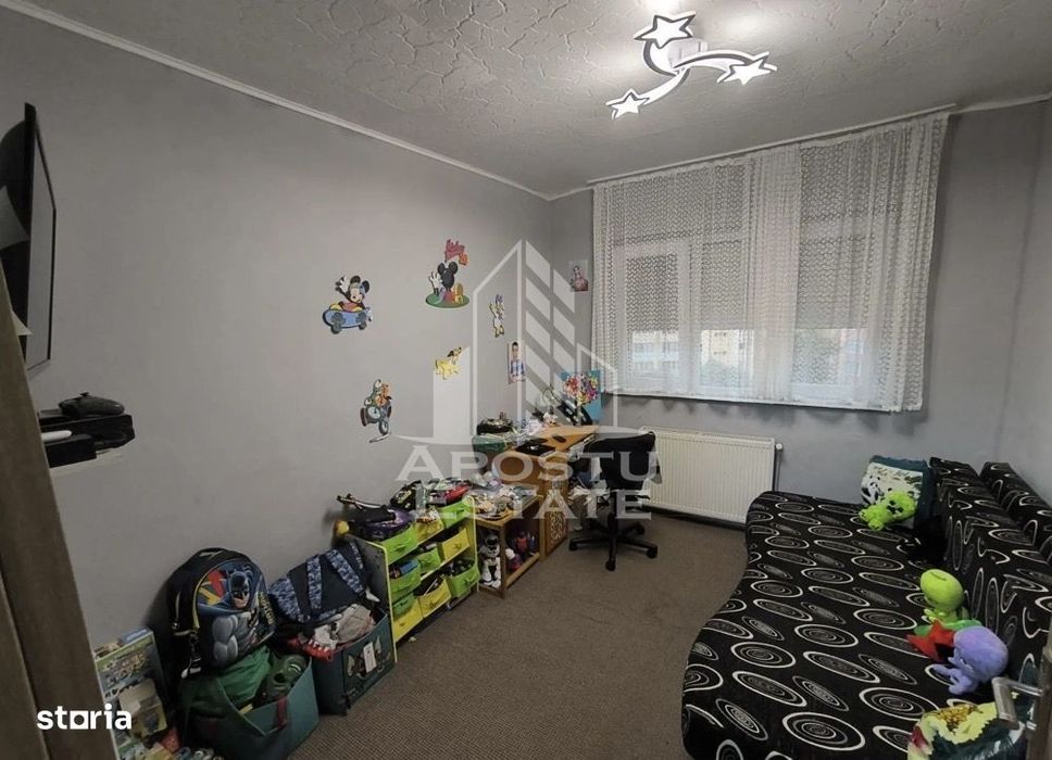 Apartament cu 3 camere de vanzare, zona Sagului, Timisoara