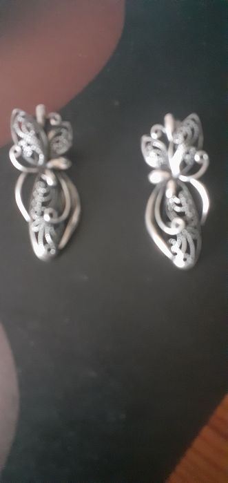 Продам кулон серебряный и серьги