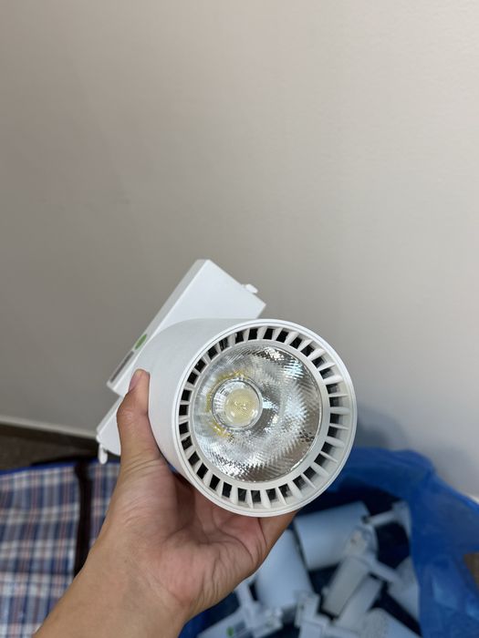 Трековые светильники Tekled