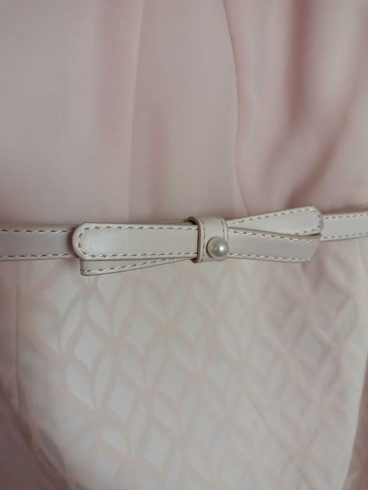 Официална лятна рокля  с колан Comma