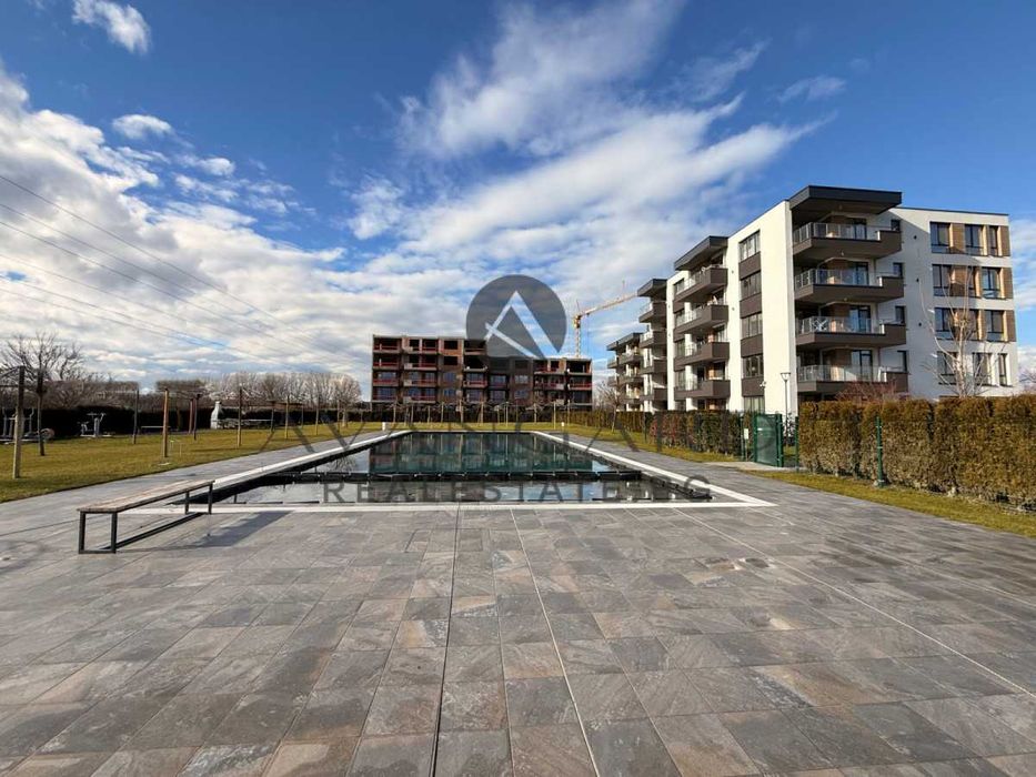 Продава се Тристаен апартамент в Пловдив, Тракия - 119 кв.м за 840 €/кв.м - Снимка #1