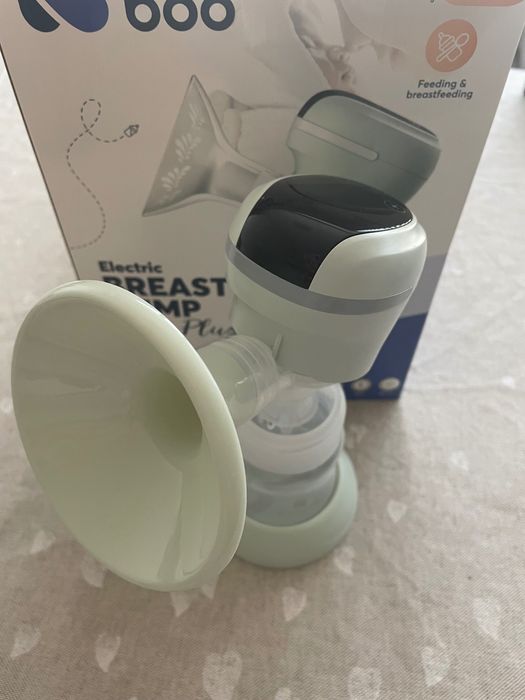Помпа за кърма+подарък залъгалка Avent