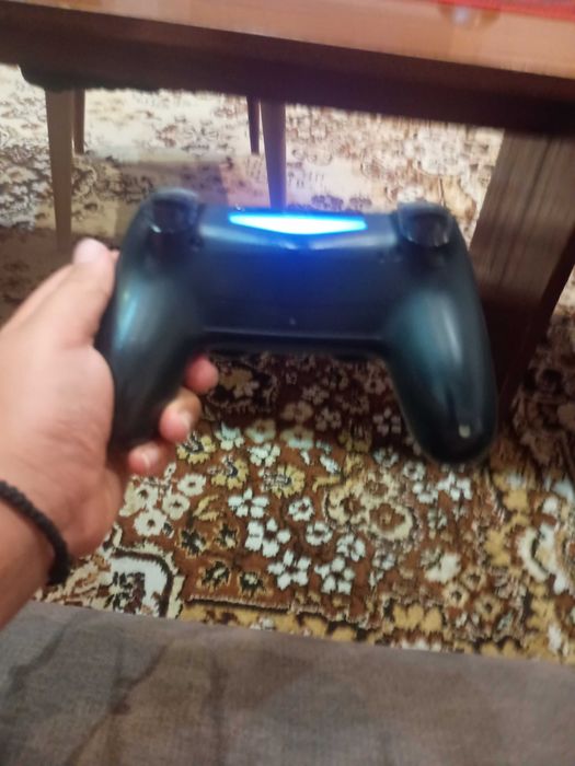 PS4 със  riders republic, rdr2 и GTA 5 premium edition