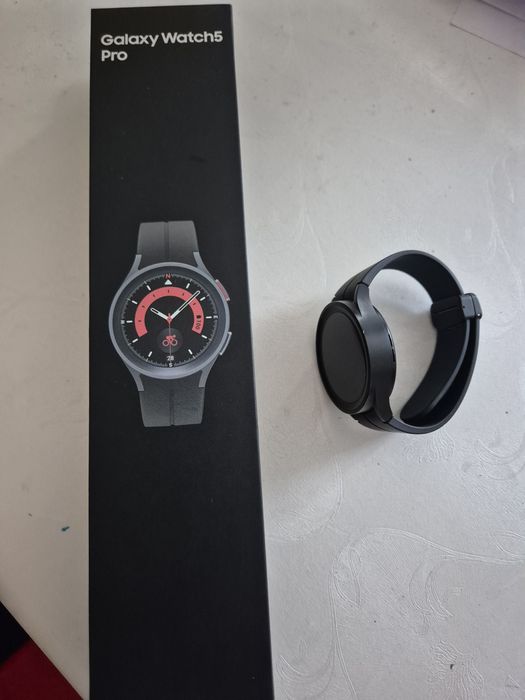 Часы  Samsung watch 5 pro