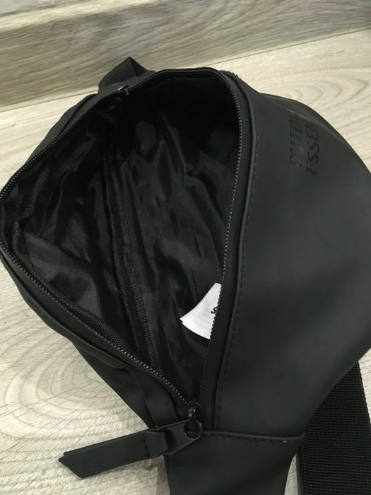 OUTDOOR §Essentials waterproof чанта за кръст