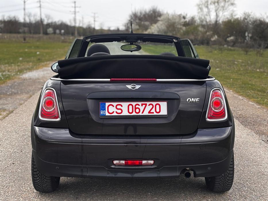 Mini One Cabrio  01.2013  136.000km  1.6 motor 98 Cai