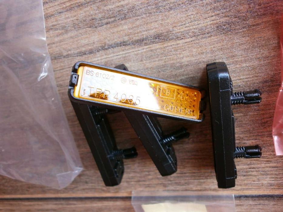 Чисто Нови Светлоотразители за Велосипеди