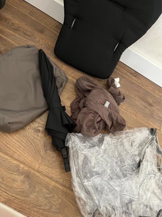 Коляска детское STOKKE