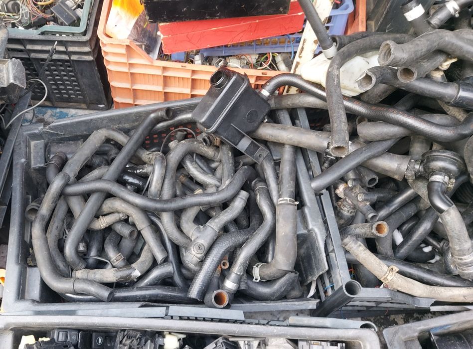 Шланг патрубок трубки Мерседес Е W210