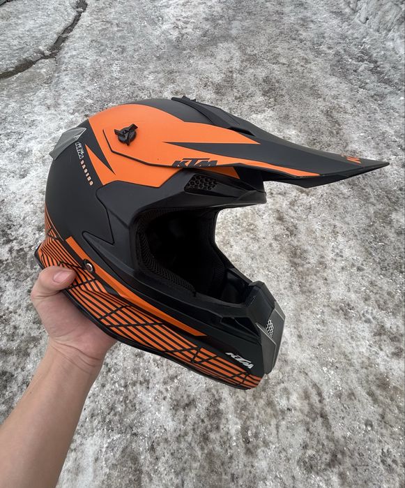 Мотошлем для эндуро