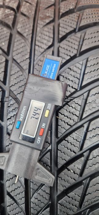 2 Anvelope Bridgestone 205 55 R17 M+S . Dot 2020