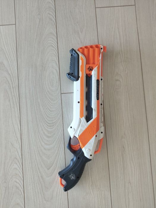 Бластер нёрф дробовик