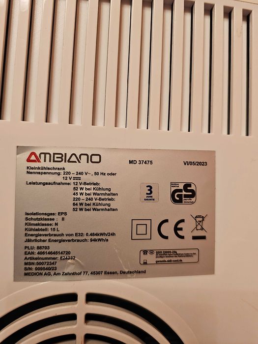Mini frigider auto