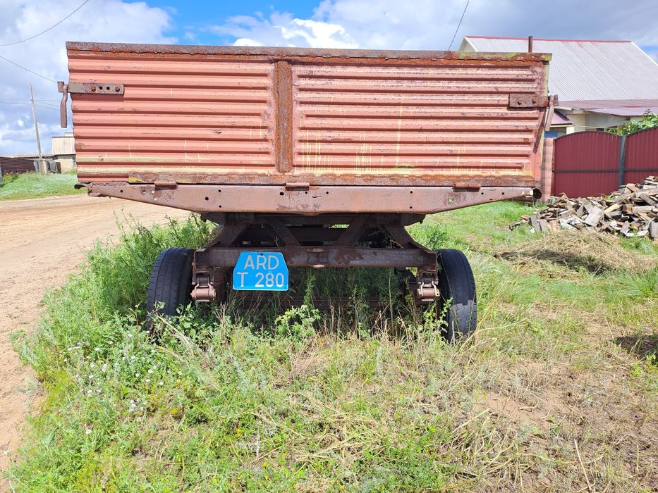 Продам прицеп  ПТС -4