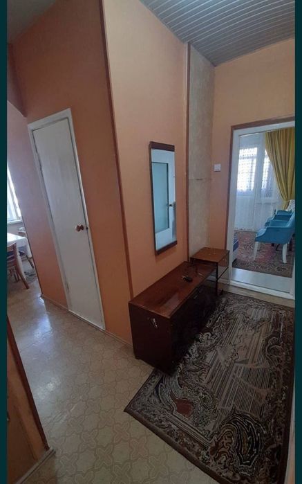 Срочно продаётся Юнусабвд-13  1/5/5  балкон 2х6