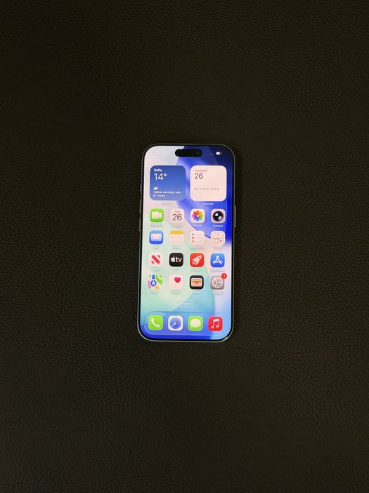 Продавам перфектен iPhone 17