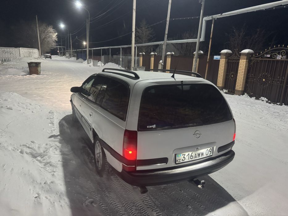 Продам Опель омега универсал