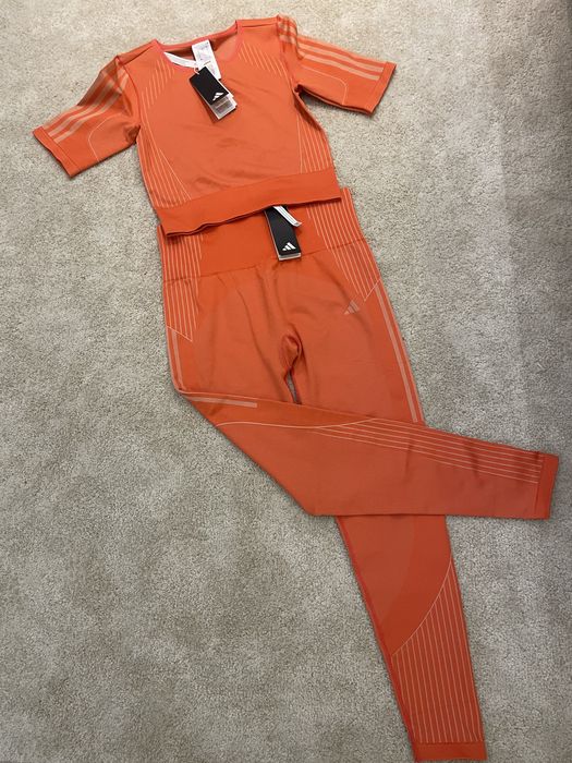 Спортен комплект Adidas