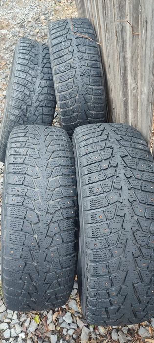 Продам Резины комплект