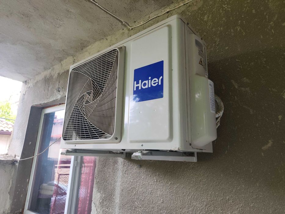 Придавам инверторен Климатик Haier 12ска
