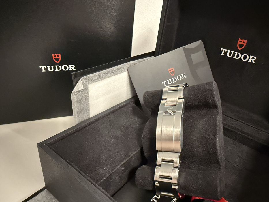 Tudor Black Bay Pro GMT