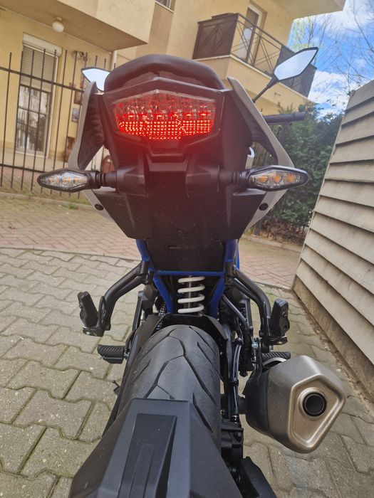 CF Moto 300NK 2025