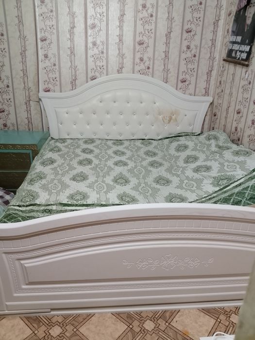 Продам спальный кровать