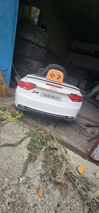 Продам детский электомобиль