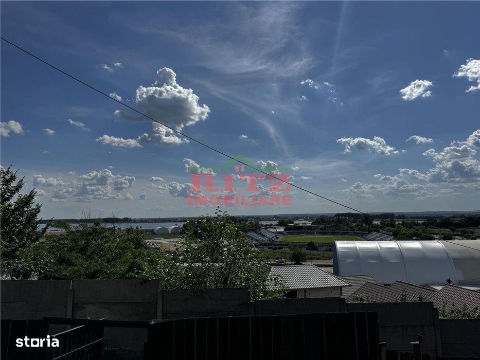 Nou! Casa+teren, cu vedere panoramica spre raul Olt!