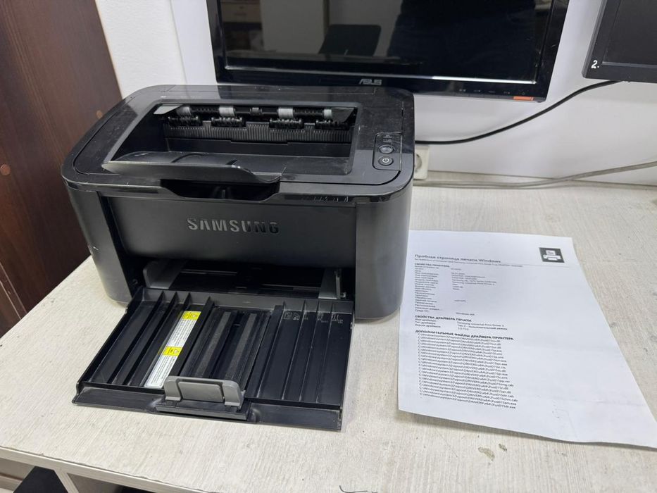 Продам принтер samsung ML—1677
