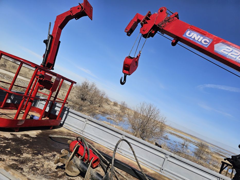 Манипулятор, ямобур, вышка.