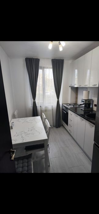 Vand apartament 2 camere