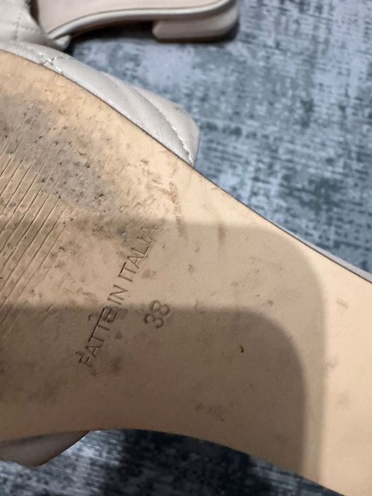 Продам шлепки кожанные италия