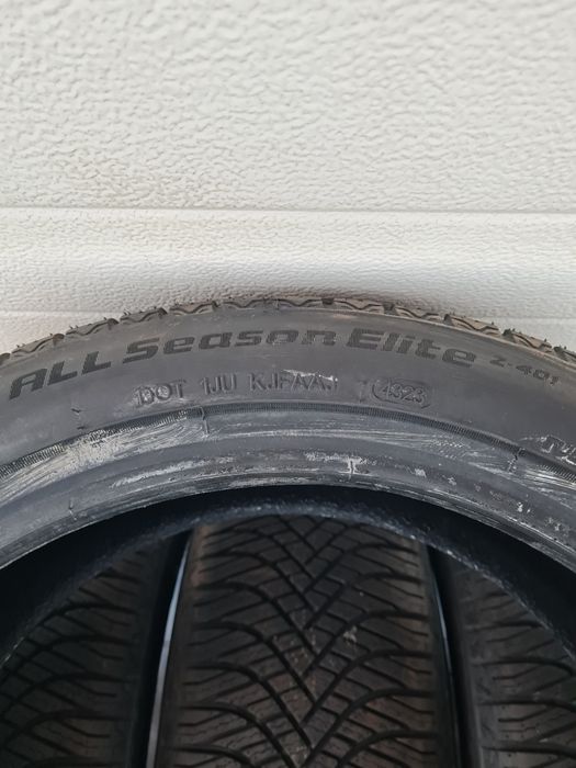 Нови всесезонни гуми 4 броя GOODRIDE AllSeasonElite 215 45 R17 дот4823