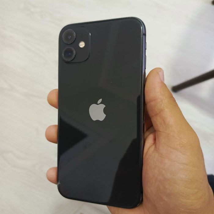 Iphone 11 sotiladi!