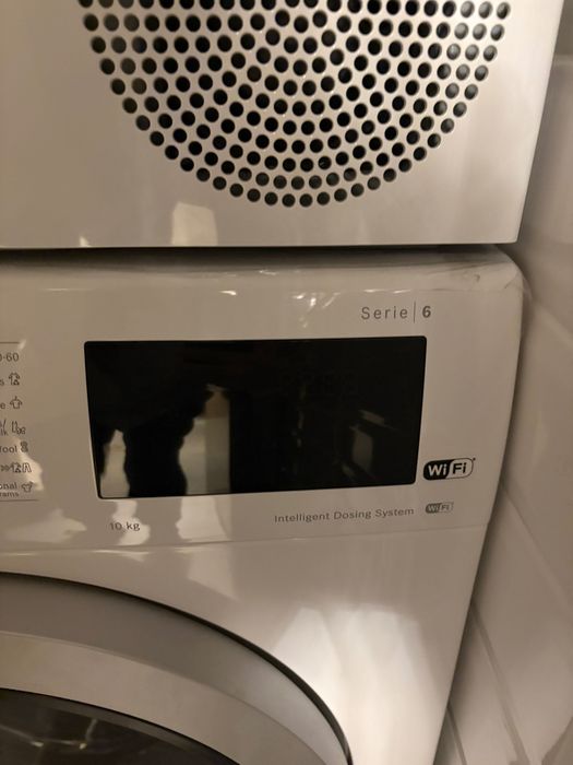 Vand Mașină de spălat Bosch Serie 6 – 10 kg – WiFi – dozare automată