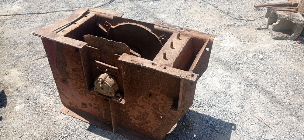 Дробилка сотилади ичида броняси бор, заводской кул бола эмас