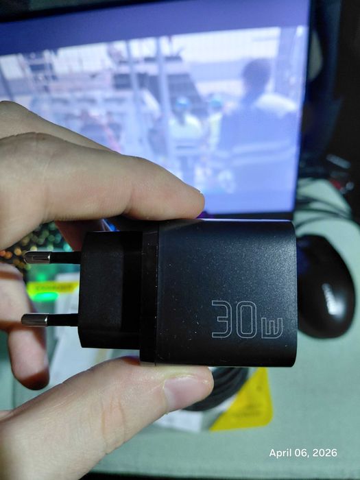 Зарядно за телефон комплект с кабел