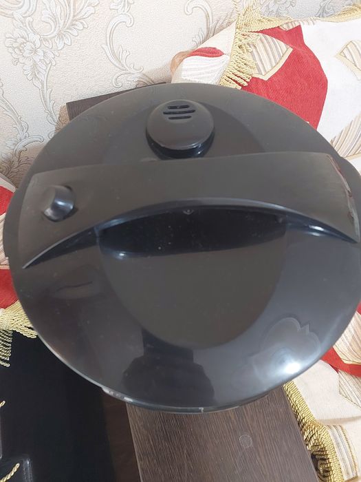 Мультиварка новая продам