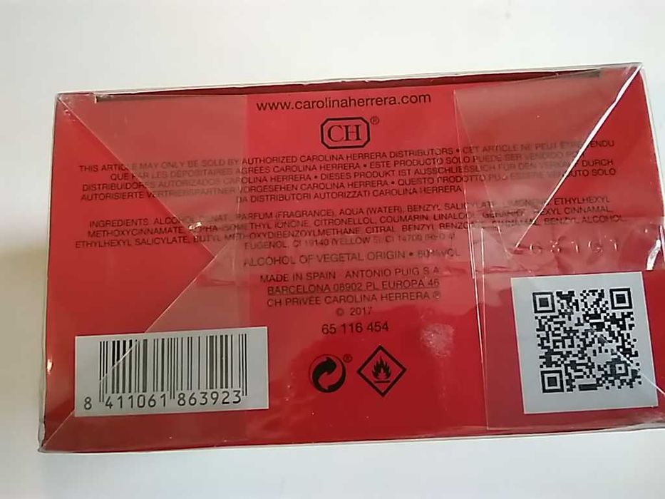 Vand parfum nou, sigilat, original Carolina Herrera "Privee"