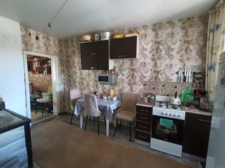 Продам квартиру в доме барачного типа