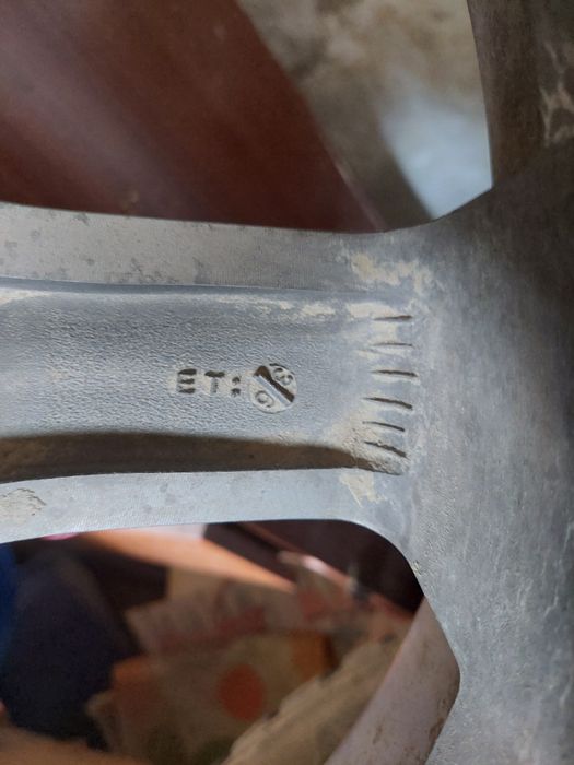 Титан сатылады R18