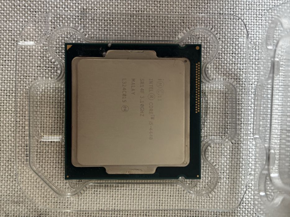 Intel Core i5-4440 + Original Intel Cooler + Box