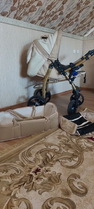 Детская коляска  продается