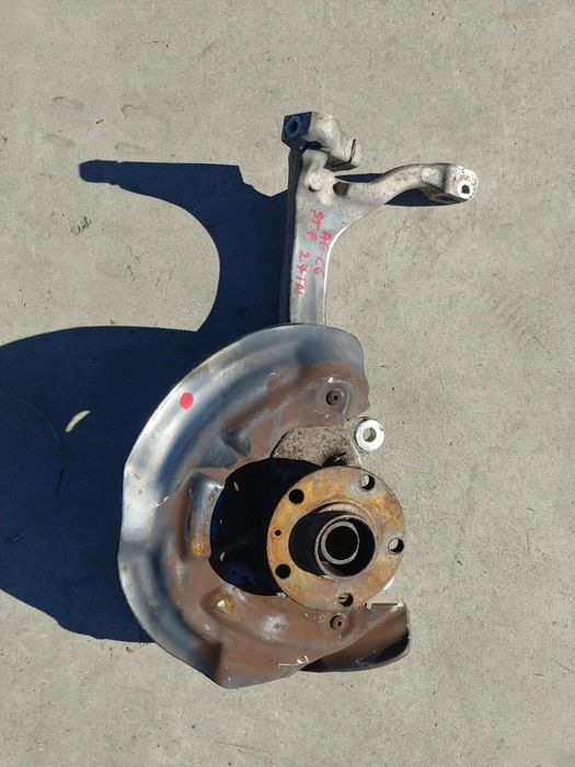 fuzeta stanga fata audi a6 4f c6 2.7 tdi  r4f0257
