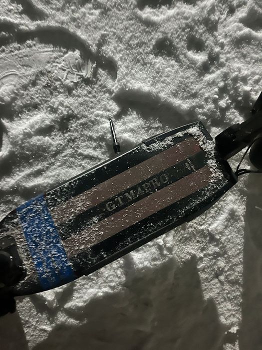 Продам электросамокат